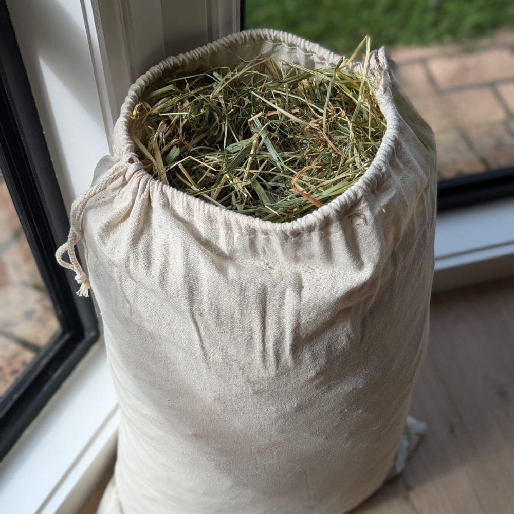 seasonal mixed timothy oaten forage hay bag - large
