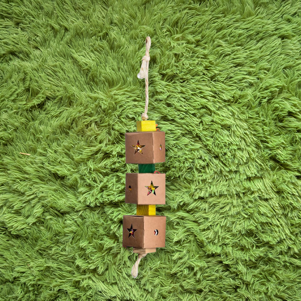 nature island cardboard trio shred ’n’ find box – medium