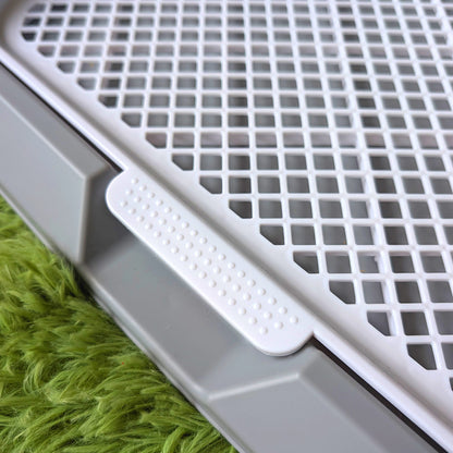 Ergonomic Rabbit Litter Box Toilet with Custom Fit Hay Rack