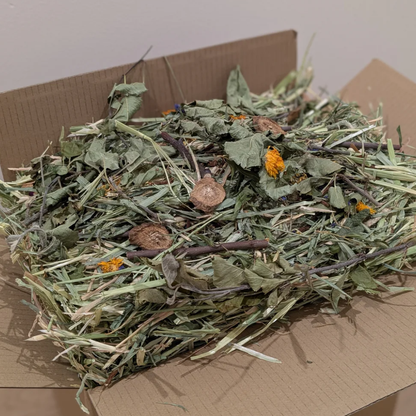 Seasonal Wild Hay - Large